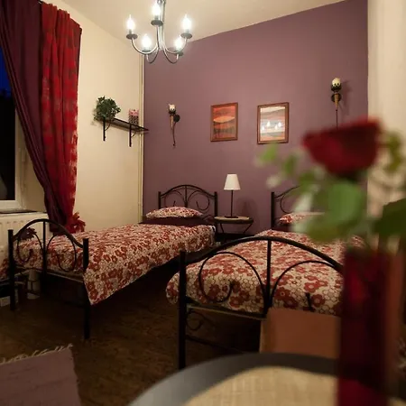B&b-restaurant Porte De La Lienne Bed & Breakfast 2*