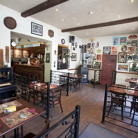 B&b-restaurant Porte De La Lienne