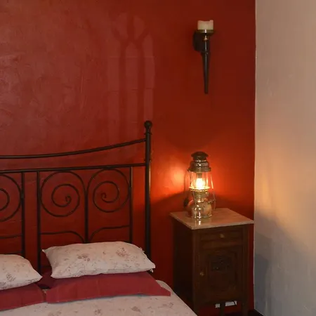 B&b-restaurant Porte De La Lienne 2*