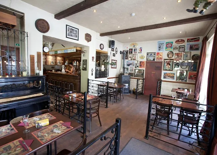 B&b-restaurant Porte De La Lienne