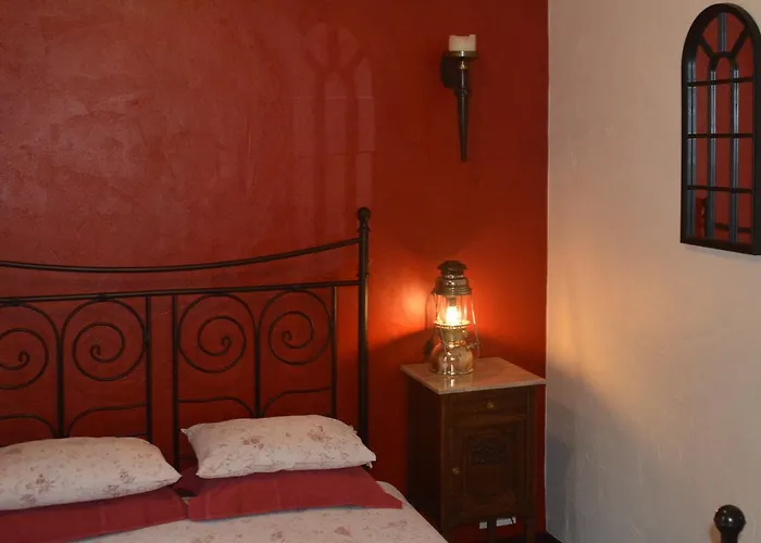 B&b-restaurant Porte De La Lienne 2*