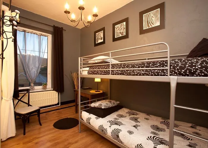 B&b-restaurant Porte De La Lienne Bed & Breakfast 2*